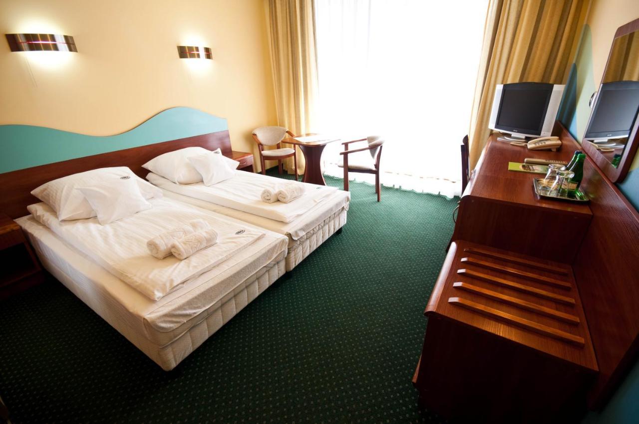 Hotel Arka Spa Wisla Exterior photo
